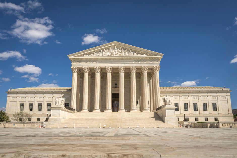 Federal courthouse building with columns and dome architecture